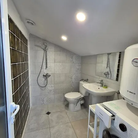 Prime Center A Unique 3 * Varna